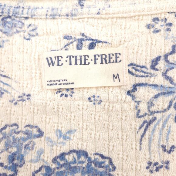 Free People NWOT We the Free Clover Printed Thermal Tee Size M blue floral - Picture 7 of 10